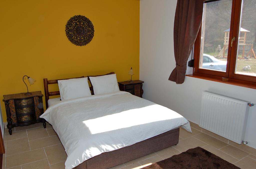 Malomdulo Farmhaz Guest House Pilisborosjeno Exterior photo